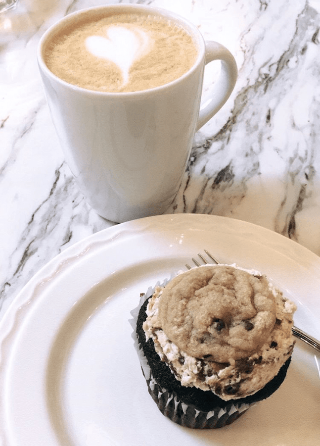 Art-of-Cake-Edmonton-Food